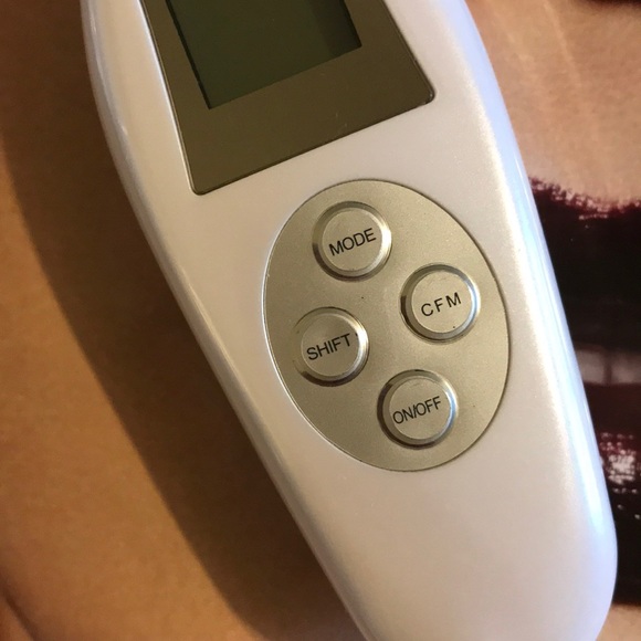 LED Beauty Device - Picture 4 of 5